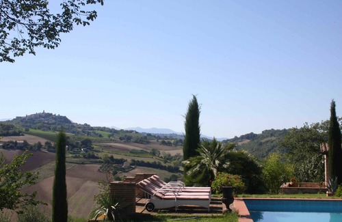 Monte Rinaldo House | Traum Villa mit Pool und Überdachtem Freisitz+grill