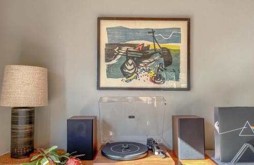 Quilitz House | traumHaff - Strandhaus am Achterwasser. Design und Kunst auf Usedom, mit Kamin und Sauna