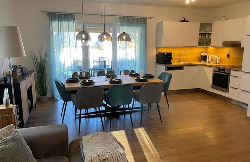 Frymburk House | Traumhaftes Ferienhaus Direkt am See! 4 Schlafzimmer