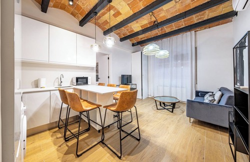 El Baix Guinardo Apartment | TRAV1-1 · 4h - Four Bedroom Apartment, Sleeps 6
