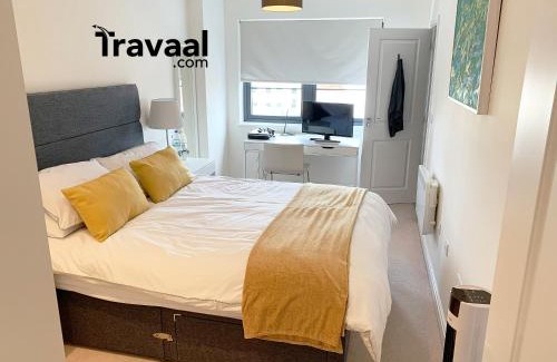 Rushmoor District Apartment | Travaal.©om - 2 Bed Serviced Apartment Farnborough