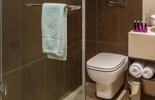 Maseru Hotel | Travel Destination! Spacious Suite, Free Parking, Onsite Spa Center & Pool!