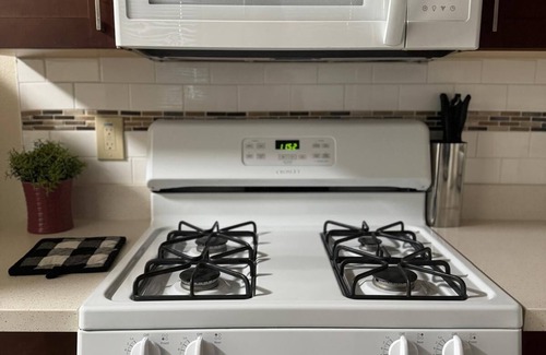 Downtown Berkeley Apartment | Travel Gem: 2 Blocks to UC Berkeley - 2 Bedrooms