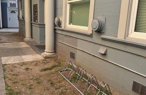 Downtown Berkeley Apartment | Travel Gem: 2 Blocks to UC Berkeley - 2 Bedrooms