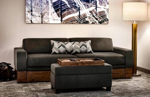 Pleasanton House | Travel in style !