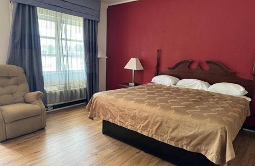 Danville Hotel | Travel Inn By OYO Danville US-29