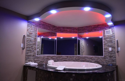 New Castle Hotel | Travel Inn