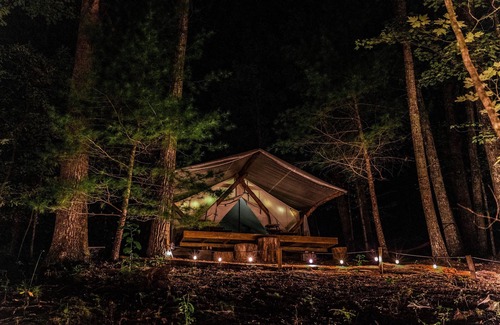 Sevierville RV Rental | Travel&Leisure mag top Glamping luxury T4