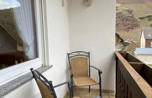 Erden Apartment | Travel together - sleep separately, 2 rooms and 2 bathrooms