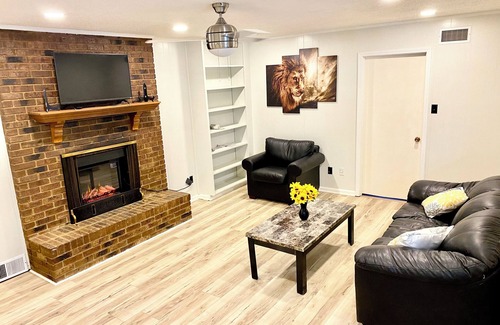Germantown House | Travel workers xAI, Google, BlueOval,Top Golf-Corporate Housing