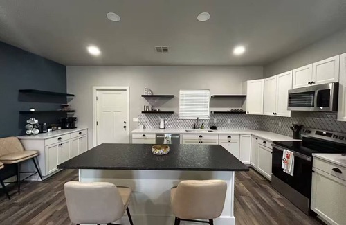 Stillwater House | Traveler House · New Build