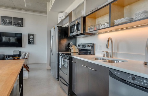East Nashville Condo | Traveler's Haven 1bd 1 and half bath 2 story East Nashville Condo