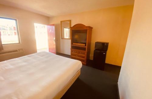 Scottsboro Hotel | Traveler's Place Inn & Suites