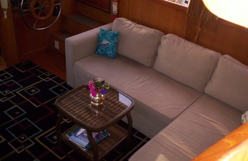 Charlestown Boat Rental | "Travelers Choice Award" Spacious 2 bedrm 45 ft yacht close to the Freedom Trail