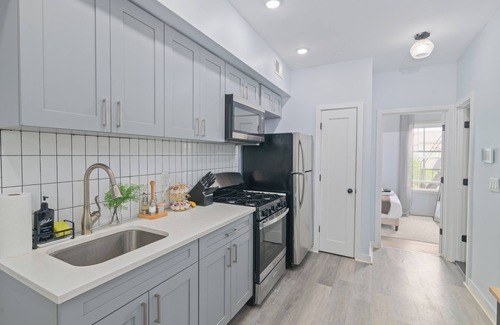 The Heights Apartment | Travelers Dream Home near NYC-20 minutes away