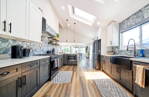 San Carlos House | Travelers Dream Lux Home Sky Deck Spa Home Theater
