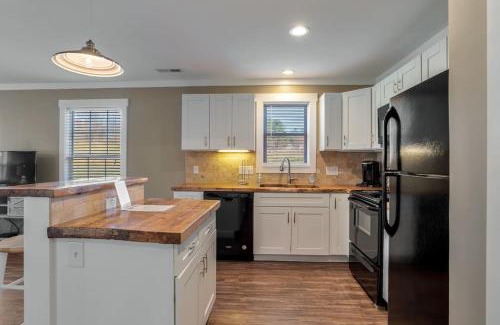 Fairview Apartment | Travelers Fairview Haven