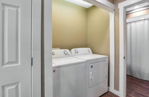 Fairview Apartment | Travelers Fairview Haven