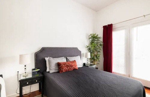 Huntcliff House | Travelers Getaway - Long Term Stays Welcome!!!