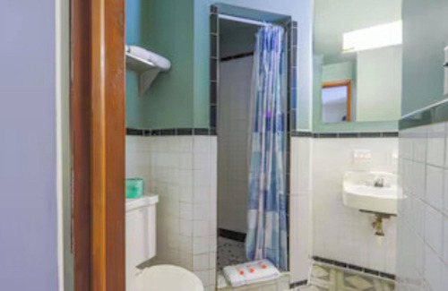 Blue Jay Hotel | Travelers Inn by OYO Beaver, Hwy 19