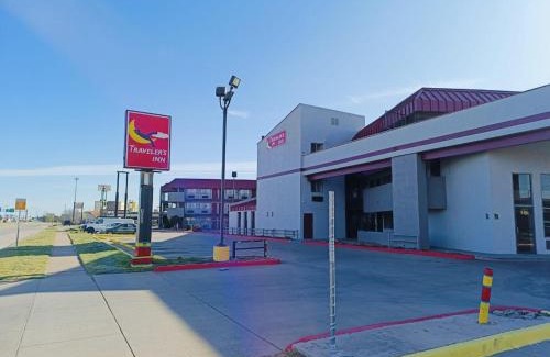 Wichita Falls Hotel | Travelers inn by OYO Wichita Falls