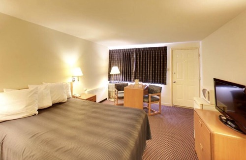 Cannifton Hotel | Travelers Inn