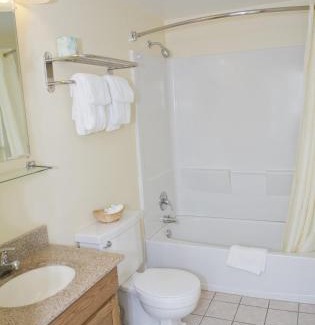 Brunswick Hotel | Travelers Inn