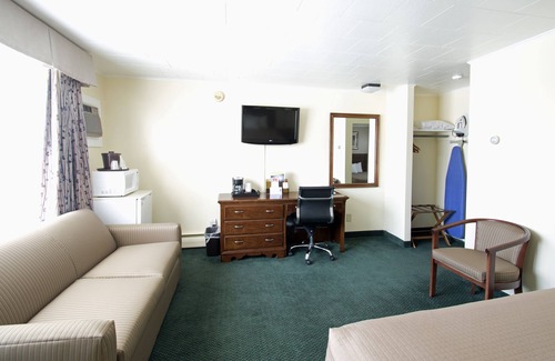 Brunswick Hotel | Travelers Inn