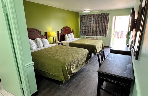 Winston - Salem Hotel | Travelers Inn