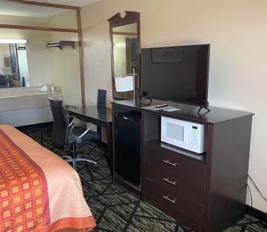 Beatrice Hotel | Travelers Lodge Beatrice