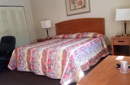 Atco Hotel | Travelers Lodge