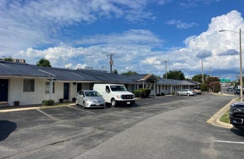 Huntington Hotel | Travelers Motel