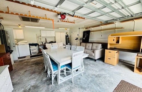 Florida Shores House | Travelers Palm Beachy Paradise