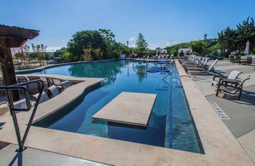 Wetmore Apartment | ❄️TRAVELERS PARADISE❄️