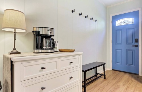 Travelers Rest Cottage | Travelers Rest Cottage near Swamp Rabbit Trail