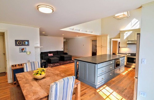 Easton House | Travelers Rest Spacious 5BR Pool riverfront Pier charming Easton Saint Michaels