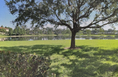 Biggar House | Traveling Nurses or Doctors, walking distance to hospital. Townhome with view.