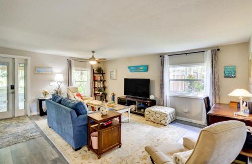 Arcadia House | Traveling Nurses Welcome! Peaceful Home in Arcadia