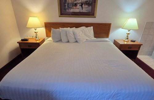 Port Elgin Hotel | Travelodge by Wyndham Port Elgin