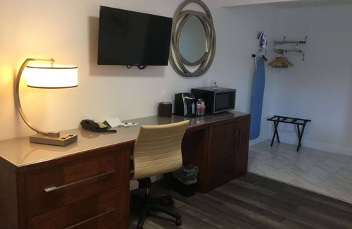 Crescent City Hotel | Travelodge by Wyndham Crescent City