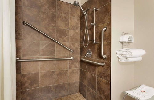 Jefferson City Hotel | Travelodge by Wyndham Jefferson City