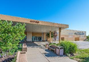 Platte City Hotel | Travelodge by Wyndham Airport Platte City