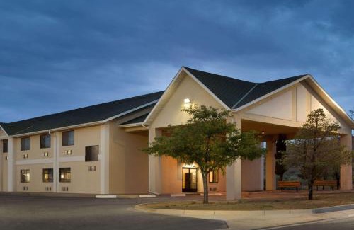 Belen Hotel | Travelodge by Wyndham Belen