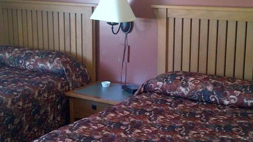 Blairmore Hotel | Travelodge by Wyndham Blairmore