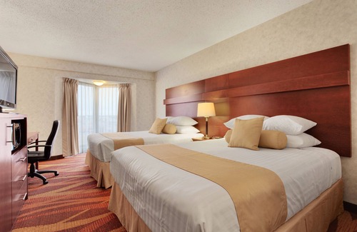 Lloydminster Hotel | Travelodge by Wyndham Lloydminster