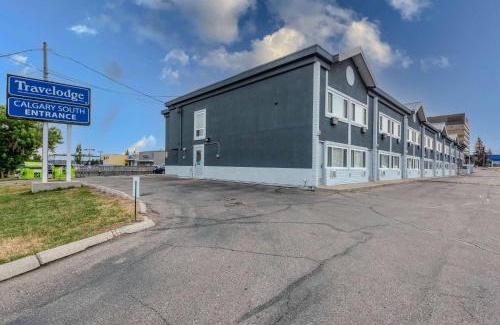 Southwest Calgary Hotel | Travelodge by Wyndham Calgary South