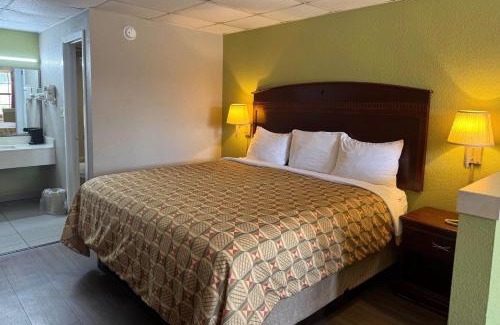 Dumas Hotel | Travelodge by Wyndham Dumas Arkansas