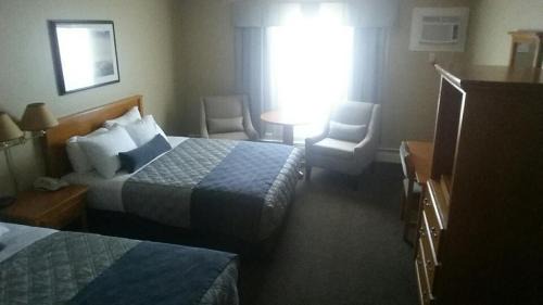 Edson Hotel | Travelodge by Wyndham Edson