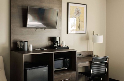 Escanaba Hotel | Travelodge by Wyndham Escanaba