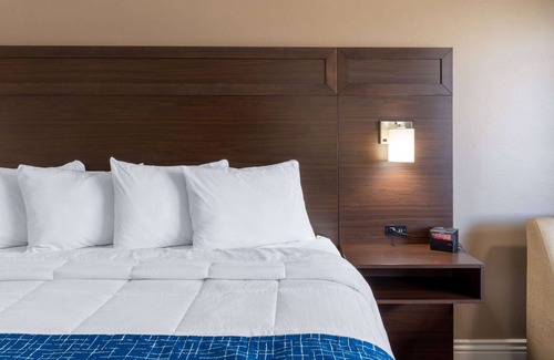Florence Hotel | Travelodge by Wyndham Florence